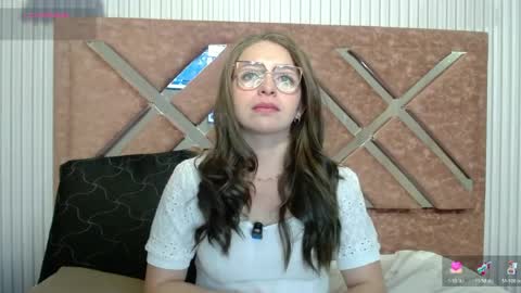 Snapshot of _isaabellaa chatting on 06.02.26 Isa online show from 06.02.26