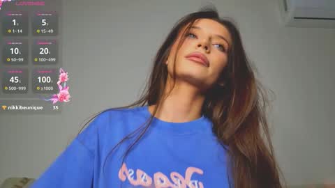 Snapshot of _isiah chatting on 01.11.26 isia online show from 01.11.26