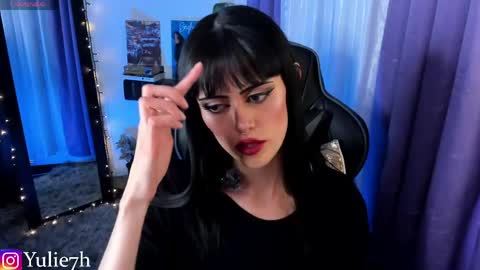 Snapshot of _jessy_moon_ chatting on 04.17.26 ... online show from 04.17.26