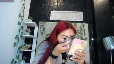 Mia online show from 01.27.25