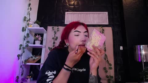 Mia online show from 02.03.25