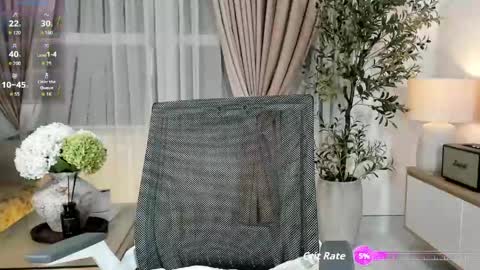 Snapshot of _joliie_ chatting on 04.25.26 _joliie_ online show from 04.25.26