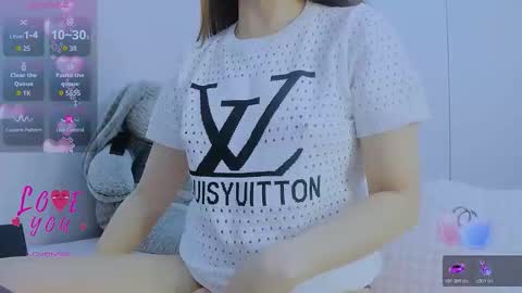 Joly online show from 04.12.26