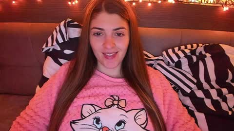 Snapshot of _just_a_simple_girl chatting on 12.16.24 _just_a_simple_girl online show from 12.16.24