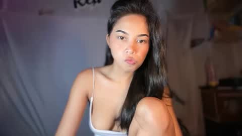 Snapshot of _justrea chatting on 04.24.26 call me rea online show from 04.24.26