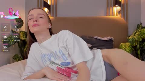 Kira online show from 10.29.25