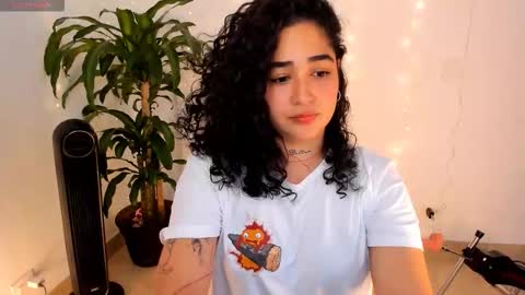 Snapshot of _kat_1 chatting on 02.06.26 online show from 02.06.26