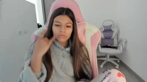 khloe sweet online show from 10.29.25