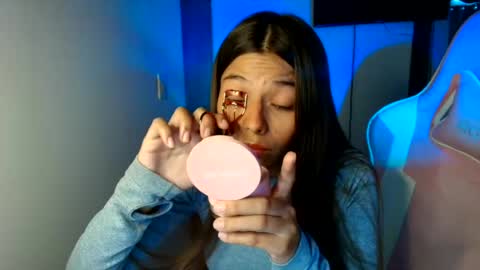 Snapshot of _khloe_sweet chatting on 06.17.26 khloe sweet online show from 06.17.26