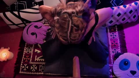 Snapshot of _kimikatt__ chatting on 01.12.25  Kendall online show from 01.12.25