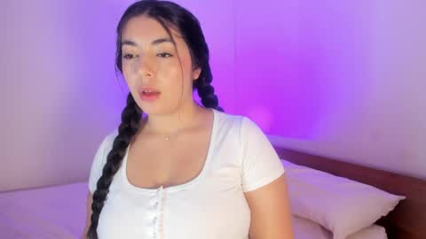 Snapshot of _kimtorres_1 chatting on 04.04.26 _kimtorres_1 online show from 04.04.26