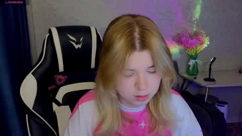 Molly   Emily online show from 03.12.26