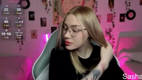 _kitekat_ online show from 11.16.25