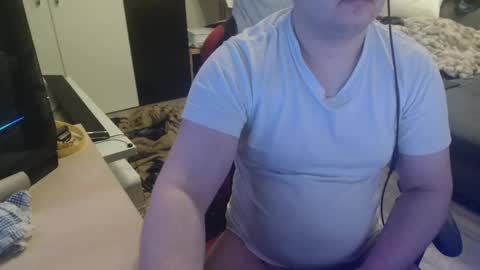 Snapshot of _kitsu_ chatting on 02.04.25 _kitsu_ online show from 02.04.25