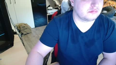 Snapshot of _kitsu_ chatting on 06.14.26 _kitsu_ online show from 06.14.26