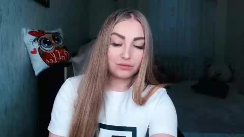 Snapshot of _kittyboo chatting on 01.19.26 Aleksa online show from 01.19.26