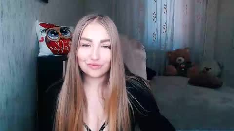 Snapshot of _kittyboo chatting on 02.03.26 Aleksa online show from 02.03.26