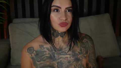   online show from 03.12.25