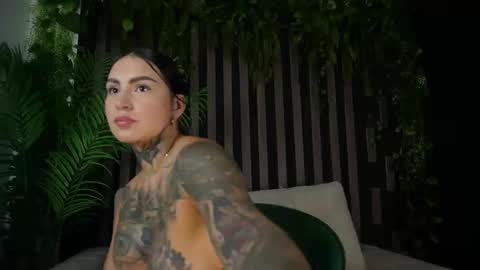   online show from 03.12.25