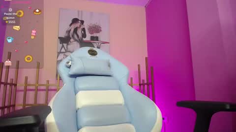 _kur0mi_ online show from 02.26.25