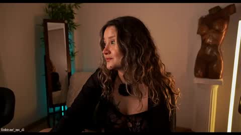 Not on OF Some stuff for sale  online show from 04.12.26