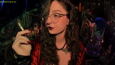 Snapshot of _lady_luna_ chatting on 05.18.26 Lady Luna online show from 05.18.26
