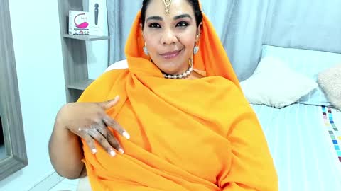 Snapshot of _lakshmi_hotx chatting on 12.06.24 NAILHA SAJANI  online show from 12.06.24