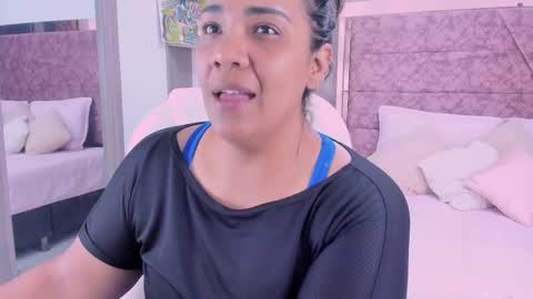 Snapshot of _lakshmi_hotx chatting on 02.10.25 NAILHA SAJANI  online show from 02.10.25