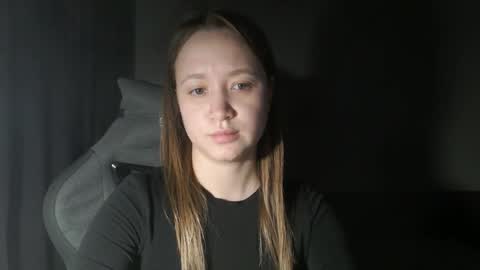 _lalune_ online show from 03.06.26