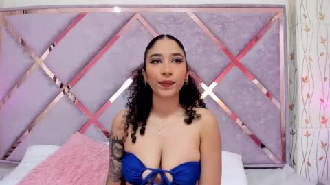Snapshot of _lanna_jhonson_ chatting on 12.19.24 Lanna online show from 12.19.24