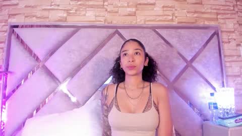 Snapshot of _lanna_jhonson_ chatting on 10.23.25 Lanna online show from 10.23.25