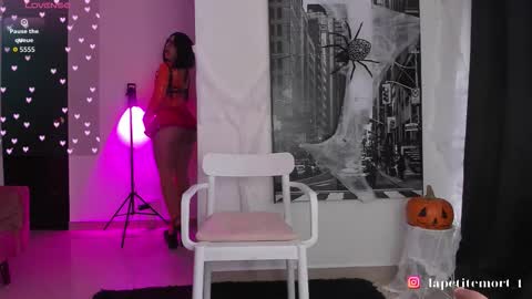 Agatha Arias IG  lapetitemort 1 online show from 10.12.25