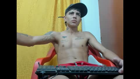Snapshot of _latinhot_420 chatting on 04.30.26 _latinhot_420 online show from 04.30.26