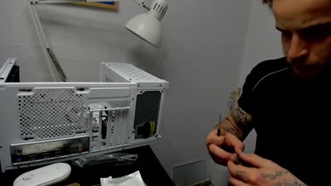 Layne online show from 11.19.25