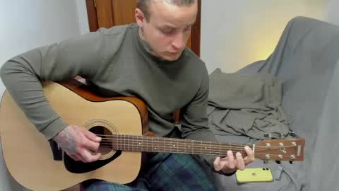 Snapshot of _layne chatting on 04.30.26 Layne online show from 04.30.26