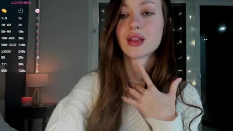 Snapshot of _leksi_ chatting on 12.17.24 leksi online show from 12.17.24