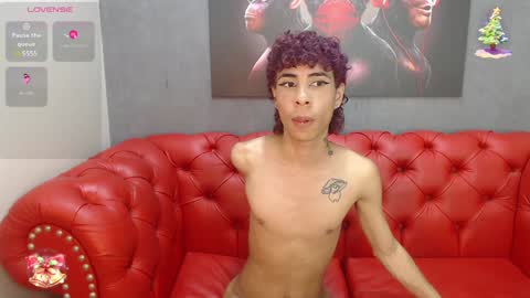 Snapshot of _lemmon_ chatting on 12.14.24  L E M M O N  online show from 12.14.24