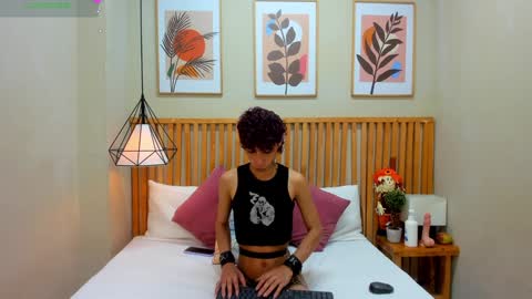 Snapshot of _lemmon_ chatting on 01.09.25  L E M M O N  online show from 01.09.25