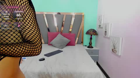 Snapshot of _lemmon_ chatting on 02.07.25  L E M M O N  online show from 02.07.25