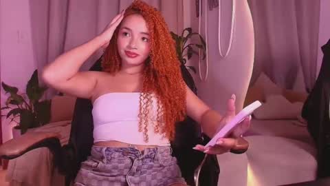 Snapshot of _lindapink_ chatting on 02.17.26 linda online show from 02.17.26