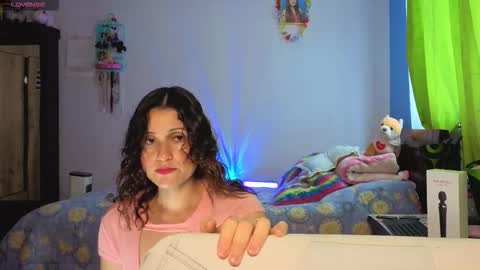 Lindasy online show from 11.19.25