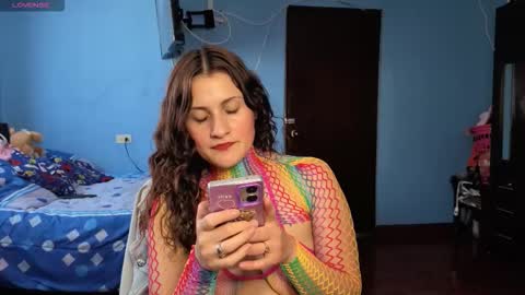 Snapshot of _lindasy_ chatting on 02.10.26 Lindasy online show from 02.10.26