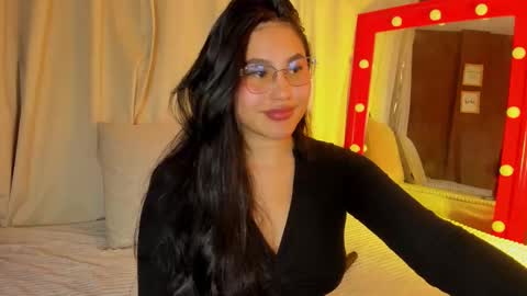 Ivy 3 online show from 02.05.26