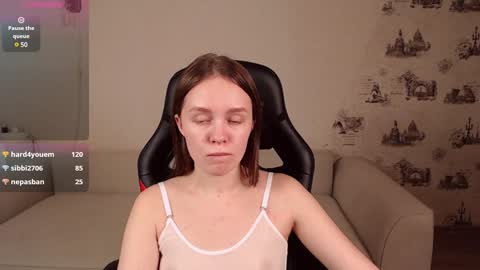 Snapshot of _little_sunshine_ chatting on 02.06.25  My name is lina Lush is activePrivate is Open online show from 02.06.25