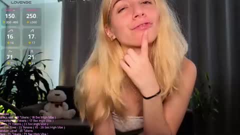 Snapshot of _littlesammy chatting on 06.15.26 Sammy online show from 06.15.26