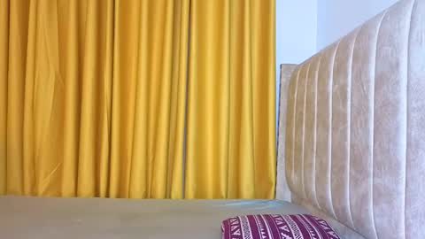 Snapshot of _littlevenus chatting on 11.30.25 Littlevenus online show from 11.30.25