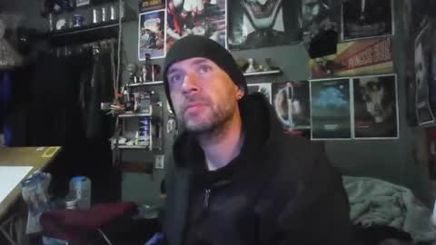 Snapshot of _longfellow chatting on 02.09.26 That guy online show from 02.09.26