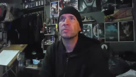 Snapshot of _longfellow chatting on 04.20.26 That guy online show from 04.20.26