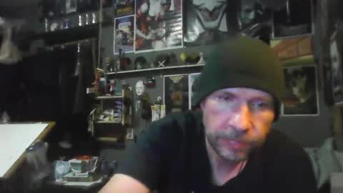 Snapshot of _longfellow chatting on 05.02.26 That guy online show from 05.02.26