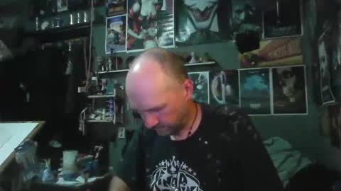 Snapshot of _longfellow chatting on 05.08.26 That guy online show from 05.08.26